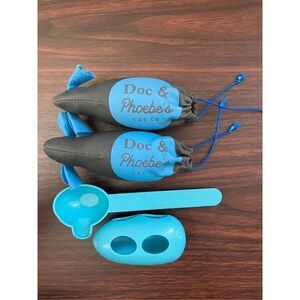 Pet Food or Treat Slow Feeder Trainer With Scoop